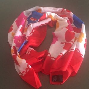 Rectangle flower print scarf